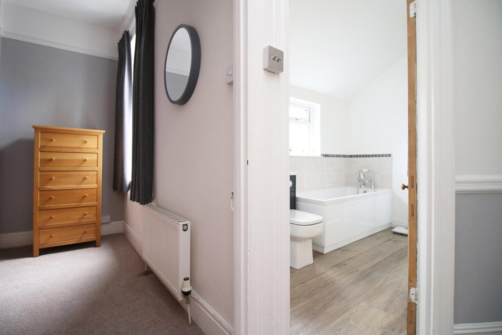 Quiet And Spacious 3 Bedroom Κάρντιφ Εξωτερικό φωτογραφία