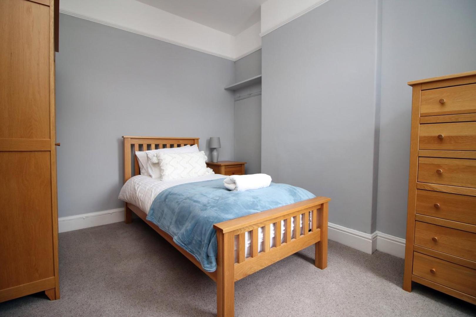 Quiet And Spacious 3 Bedroom Κάρντιφ Εξωτερικό φωτογραφία